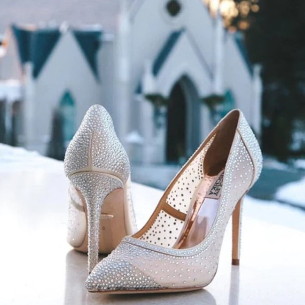 Badgley Mischka Size 7.5 Weslee Jeweled Ivory Satin‎ Point Toe Pumps Heels Shoes